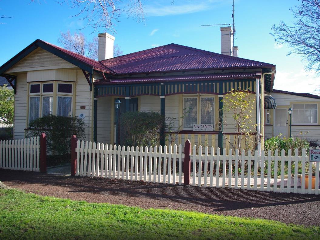 Colonial Cottages Of Ross Exterior photo